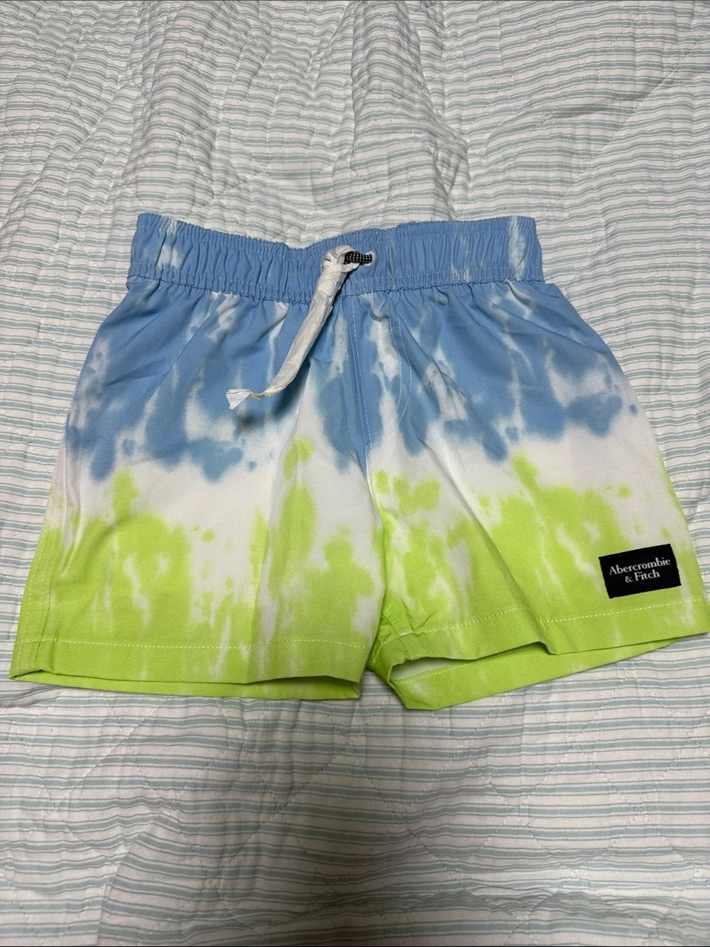 Abercrombie kids Blue White Green Tie-Dye Swim Trunks 5/6 NWT